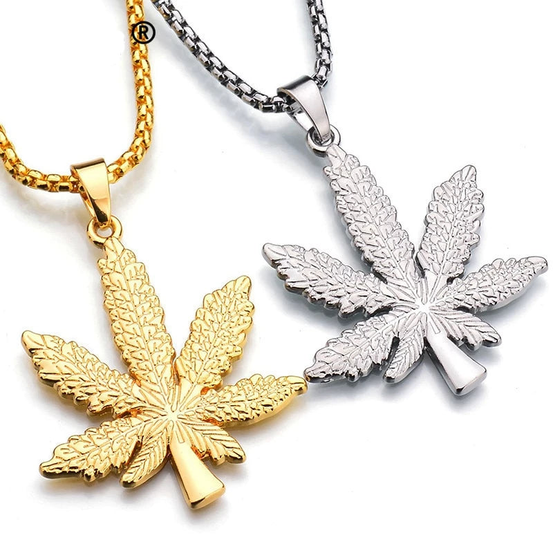 Cannabiss Necklace Maple